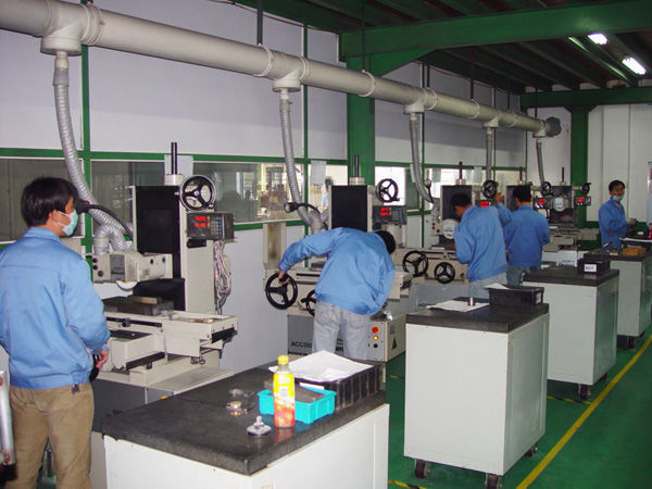 Xiamen Juguangli Import & Export Co., Ltd linea di produzione del fabbricante