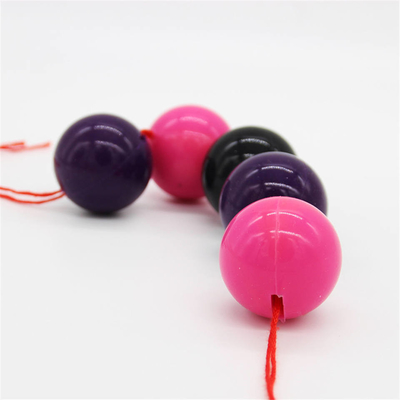 Fori rigidi morbidi rimbalzanti ad alta temperatura personalizzati Fori per cintura a sfera in gomma siliconica di colore